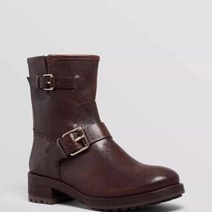 ❌SOLD❌ NEW Tory Burch Chrystie Boot Size 8